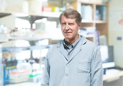 dave david schubert salk institute neurobiology cell lines alzheimer's disease curcumin j147 fisetin